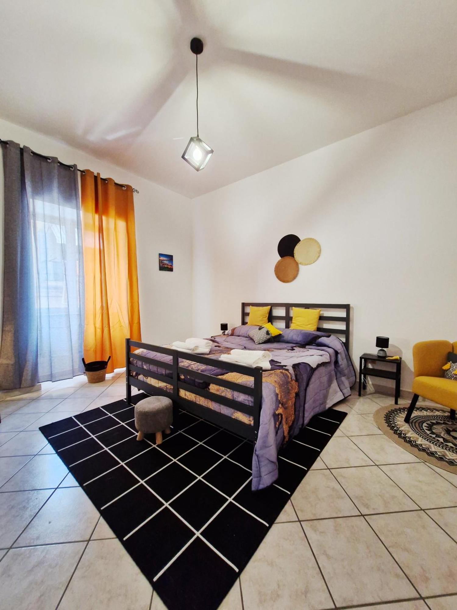 לינה וארוחת בוקר נאפולי Casa Imma מראה חיצוני תמונה